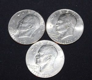 lot 132 image: Three - Bicentennial Eisenhower Dollar Coins
