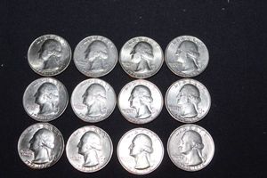 lot 133 image: Twelve - Bicentennial Quarters