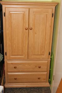 lot 157 image: Armoire