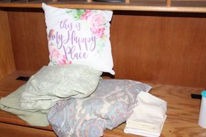 lot 158 image: Three Sheet Set, Full Size and Decorative pillow