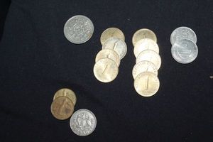 lot 185 image: Russian Coin