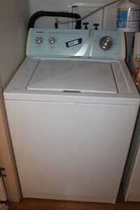 lot 2 image: Admiral Heavy Duty Washing Machine Works