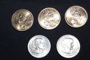lot 28 image: Sacagawea and Susan B Anthony