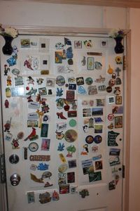 lot 238 image: Generous Amount of Collectable Magnets