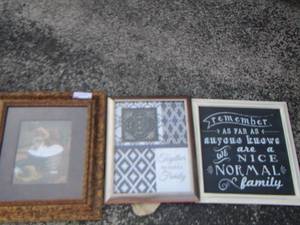 lot 38 image: qty 3 wall dcor art