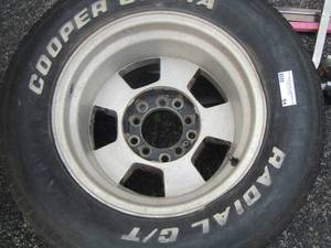 lot 94 image: TIRE - Radial gt size p29550r15
