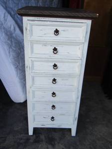 lot 9 image: 7 drawer western rustic Chest of Drawers 44x20 x17