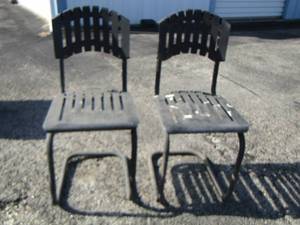 lot 119 image: qty 2 small black metal chairs