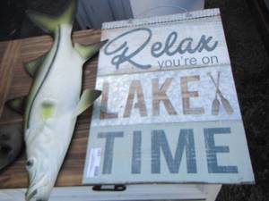 lot 121 image: 27 12 wall fish dcor, wall sign 20x14