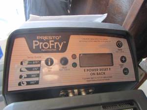 lot 140 image: Presto pro fryer