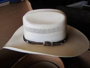 lot 15 image: RESISTOL Mens Western Cowboy Hat  10X