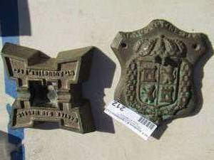 lot 212 image: CIGAR ASH TRAY & DOOR MEDALLION - (CASTLE SAN MARCOS ST. AUGUSTIN,  FLORIDA)