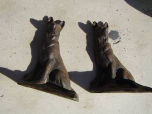 lot 242 image: dog book ends