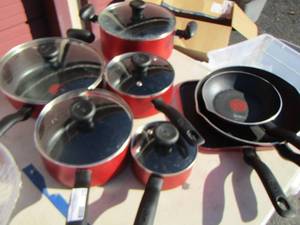 lot 270 image: T-Fal Pots and Pans