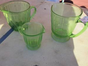 lot 308 image: Uranium Green Glass  CREAMER, SMALL PITCHER &  4 CUP MEASURING CUP