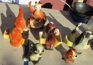 lot 311 image: MID CENTURY CERAMIC DRESSER CADDIES - Doggy puppy KANGAROO  dcor