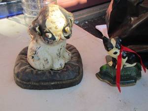 lot 314 image: MID CENTURY BOSTON TERRIER DECOR