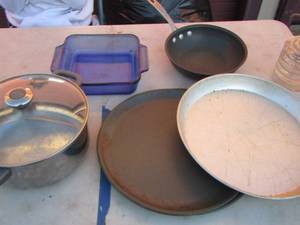 lot 315 image: kitchen cooking pots and pans