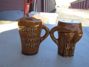 lot 355 image: Brown salt and pepper shaker