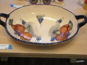 lot 62 image: double handled fruit design fruit bowls