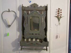 lot 72 image: wooden towel rack, metal wall dcor