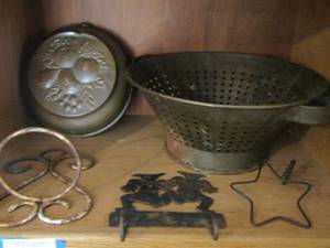 lot 134 image: vintage strainer- vintage jell mold