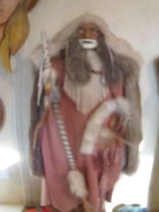 lot 18 image: Man Indian statue 2410