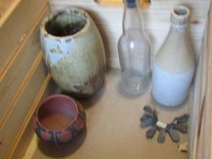 lot 171 image: Pottery PIECES