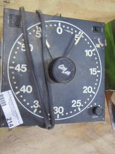 lot 214 image: dark room timer