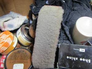 lot 209 image: shoe shining items
