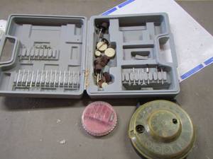 lot 287 image: dremel pieces
