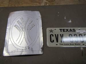 lot 288 image: piece of tin art- license plate