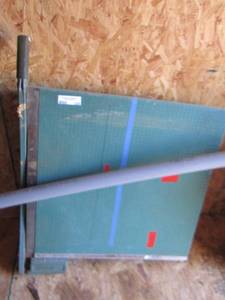 lot 328 image: large paper cutter