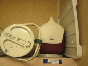 lot 335 image: igloo and Coleman coolers