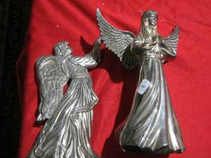 lot 196 image: Slver plated angels qty 2 very heavy