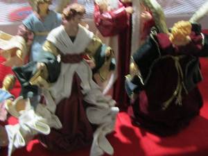 lot 197 image: paper machue angels
