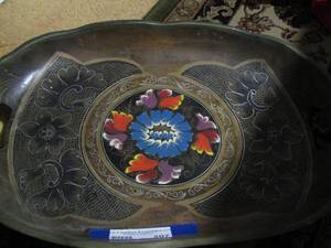 lot 207 image: wooden decorative handled platter