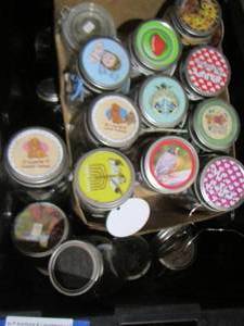 lot 230 image: Decorative Holiday lighted mason jars