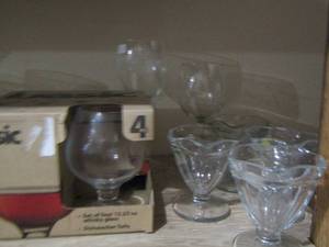 lot 256 image: whiskey glasses