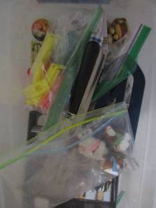 lot 286 image: utensils, chip clips, spreaders plus