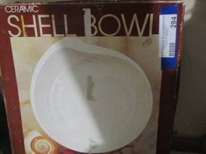 lot 294 image: shell bowl