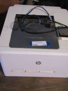 lot 150 image: HP Printer with cord