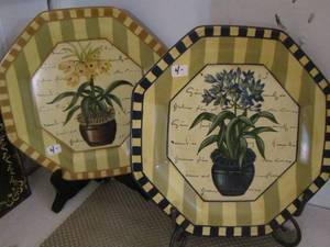 lot 72 image: DECORATIVE PLATES  - FLORA DECOR