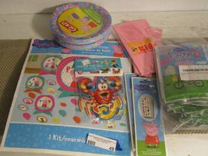 lot 49 image: Peppa big party supplies, under the sea dcor,