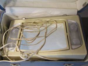 lot 447 image: electric lighted make up mirror