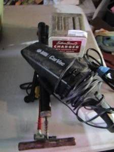 lot 392 image: silver beauty battery charger model 204, b&d car vac