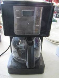 lot 420 image: Mr. Coffee coffee pot