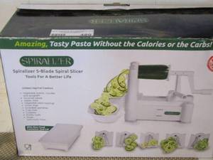 lot 480 image: Spiralizer 5 blade spiral slicer in box