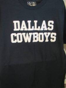 lot 28 image: Dallas Cowboy XL T-shirt used