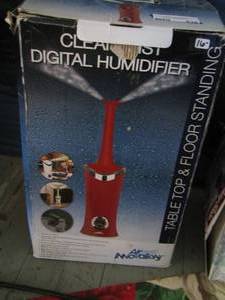 lot 516 image: Clear Mist Digital Humidifier in original box